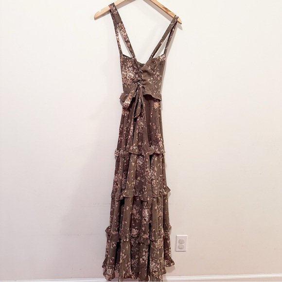 Petal & Pup Lillee Tiered Maxi Dress - Picture 9 of 10